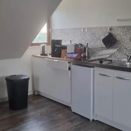 Quiet 2-room In Koenigshoffen Appartement